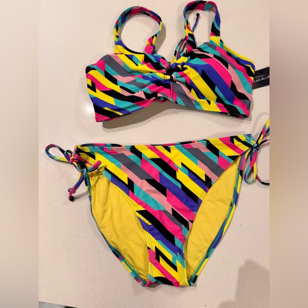 Ocean Blues Retro Geometric Bikini Set Women’s NEW Multicolor Medium & Large